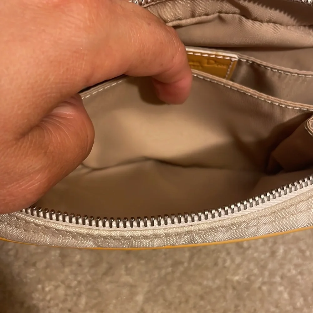 CHRISTIAN DIOR ZIPPY POUCH